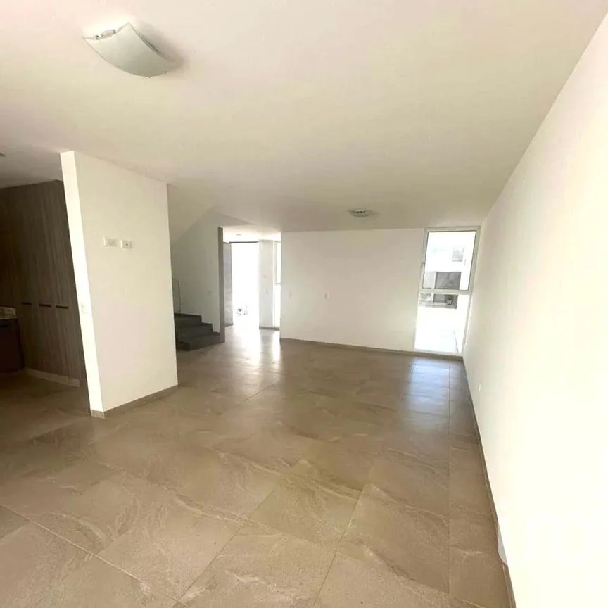 Casa en Venta en Alcázar Residencial, Jesús María, Aguascalientes | NEX-265106 | iad México | Foto 5 de 11