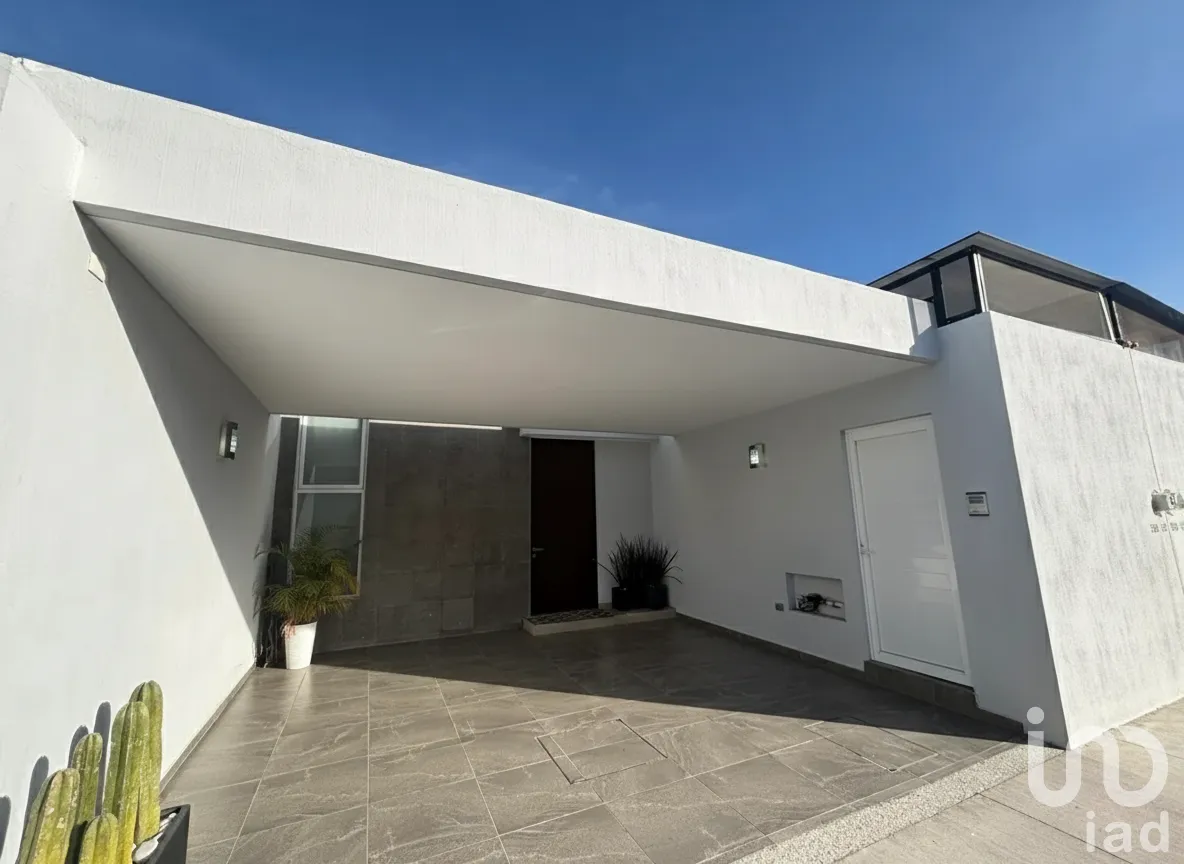 Casa en Venta en Alcázar Residencial, Jesús María, Aguascalientes | NEX-265172 | iad México | Foto 1 de 9