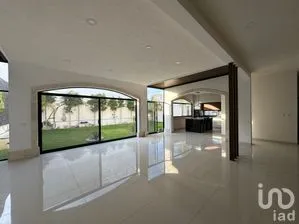 NEX-283330 - Casa en Renta, con 3 recamaras, con 4 baños, con 285 m2 de construcción en Residencial San Nicolás, CP 20200, Aguascalientes.