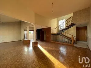 NEX-283537 - Casa en Venta, con 3 recamaras, con 3 baños, con 510 m2 de construcción en Los Vergeles, CP 20100, Aguascalientes.