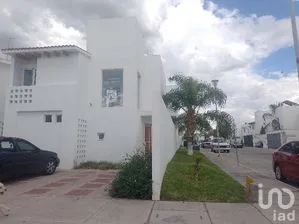 NEX-283587 - Casa en Venta, con 3 recamaras, con 2 baños, con 130 m2 de construcción en Arboledas de Paso Blanco, CP 20907, Aguascalientes.