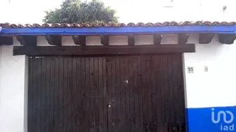 NEX-266319 - Casa en Renta, con 3 recamaras, con 2 baños, con 221 m2 de construcción.