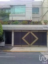 NEX-269833 - Casa en Venta, con 3 recamaras, con 6 baños, con 400 m2 de construcción.