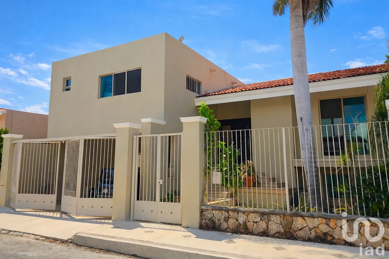 Casa en Venta en Jardines de Mérida, Mérida, Yucatán | NEX-286928 | iad México | Foto 1 de 16