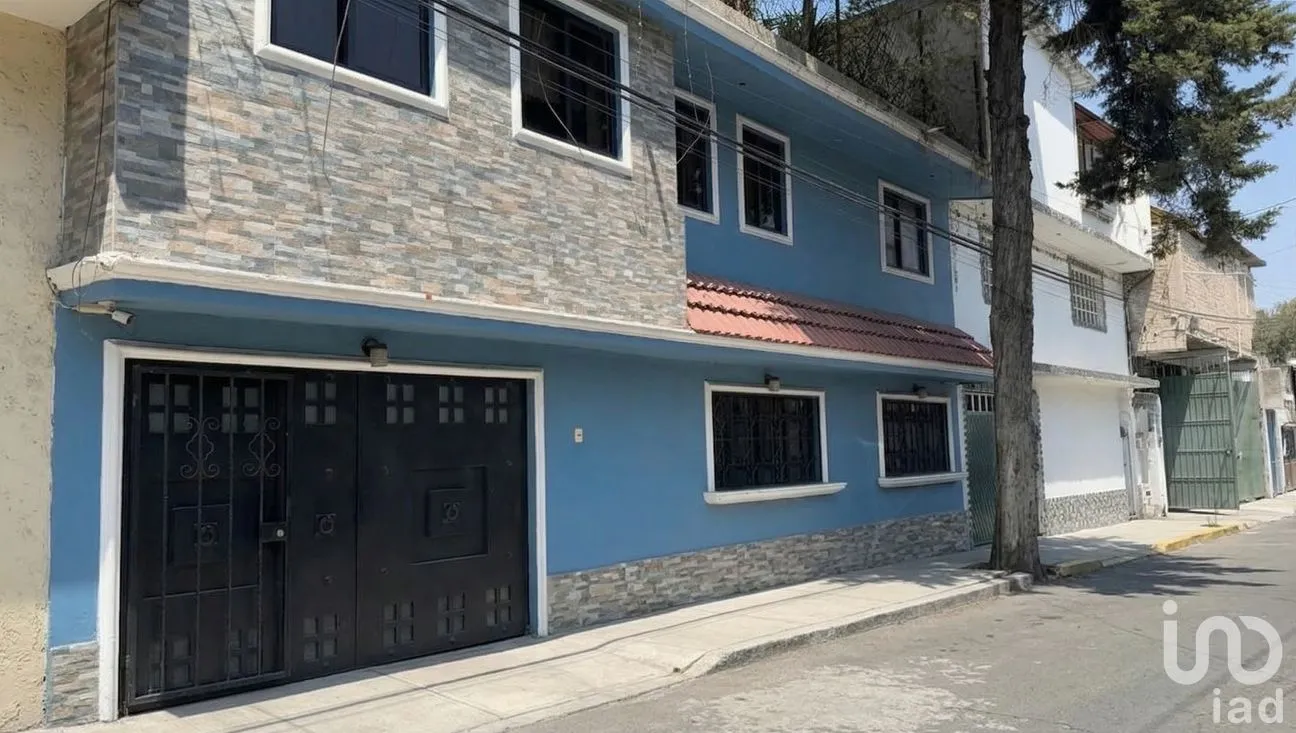 Casa en Venta en El Barco Primera Sección, Nezahualcóyotl, México | NEX-290891 | iad México | Foto 1 de 12