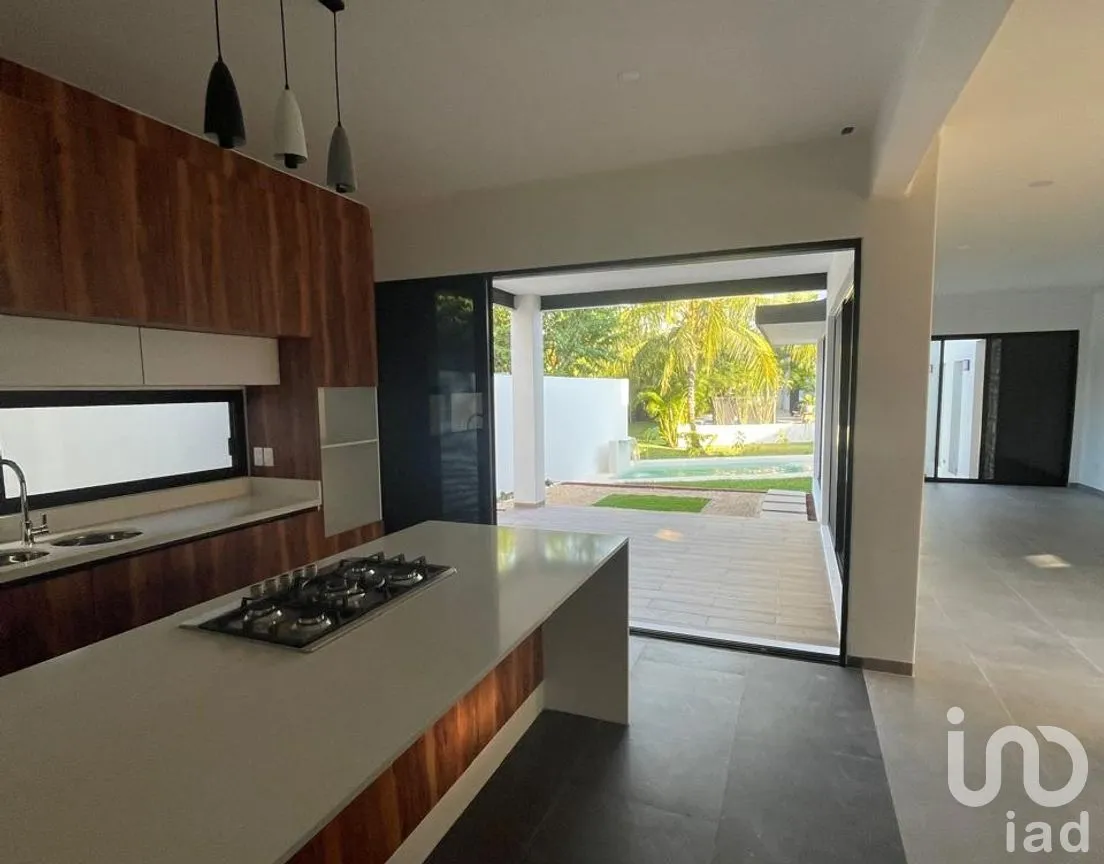 Casa en Venta en Lagos del Sol, Benito Juárez, Quintana Roo | NEX-265607 | iad México | Foto 4 de 29
