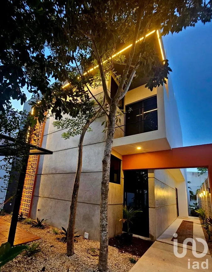 Casa en Venta en Lagos del Sol, Benito Juárez, Quintana Roo | NEX-265607 | iad México | Foto 1 de 29