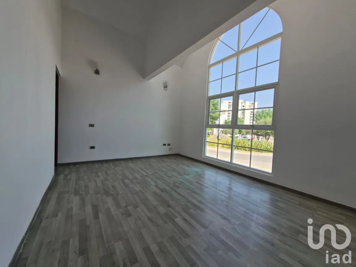 Casa en Venta en Alto Lago Residencial, San Luis Potosí, San Luis Potosí | NEX-292786 | iad México | Foto 2 de 14