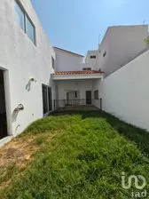 NEX-292786 - Casa en Venta, con 4 recamaras, con 4 baños, con 342 m2 de construcción en Alto Lago Residencial, CP 78183, San Luis Potosí.