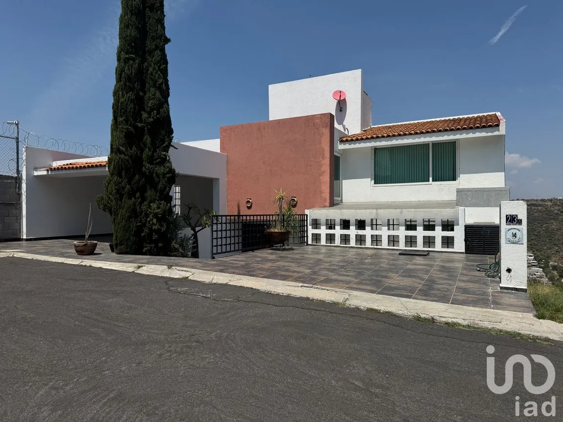 Casa en Venta en Misión de Concá, Querétaro, Querétaro | NEX-283261 | iad México | Foto 1 de 39