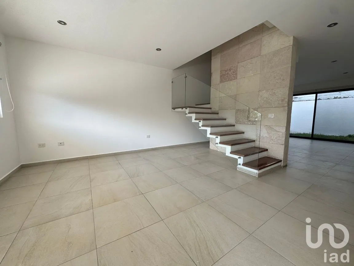 Casa en Venta en Juriquilla la Condesa, Querétaro, Querétaro | NEX-307688 | iad México | Foto 2 de 34