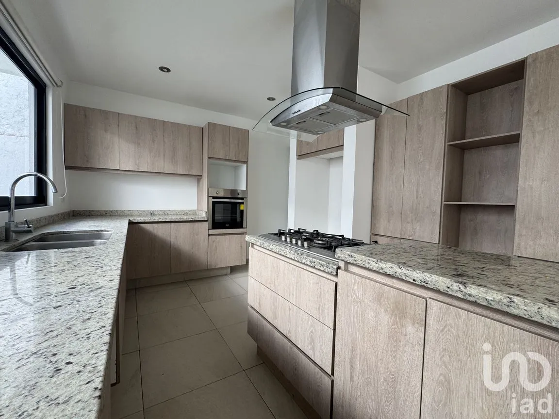 Casa en Venta en Juriquilla la Condesa, Querétaro, Querétaro | NEX-307688 | iad México | Foto 8 de 34