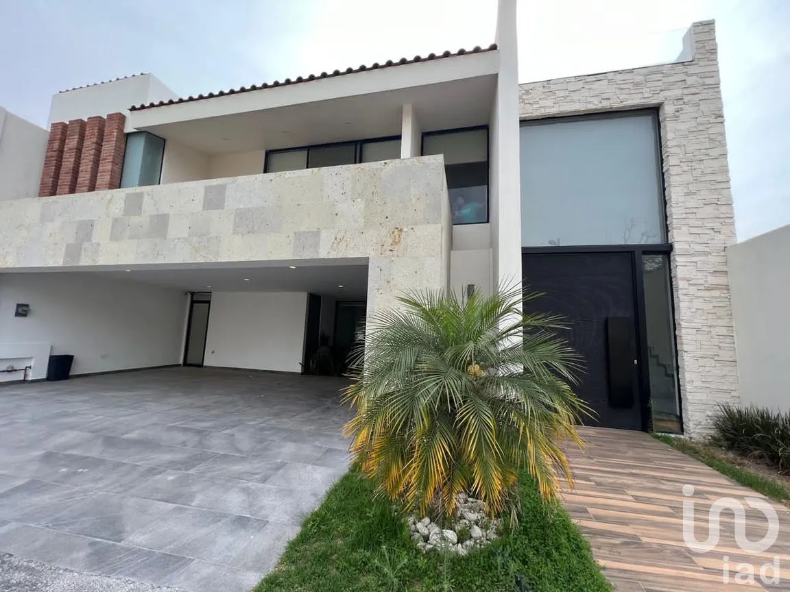 Casa en Renta en Lomas de Angelópolis, San Andrés Cholula, Puebla | NEX-285889 | iad México | Foto 2 de 13
