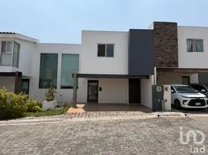 NEX-298170 - Casa en Venta, con 3 recamaras, con 2 baños, con 165 m2 de construcción en Mateo Sección San José Maravillas, CP 72464, Puebla.