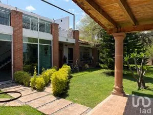 NEX-283681 - Casa en Venta, con 5 recamaras, con 4 baños, con 357 m2 de construcción en Presa Escondida, CP 42852, Hidalgo.