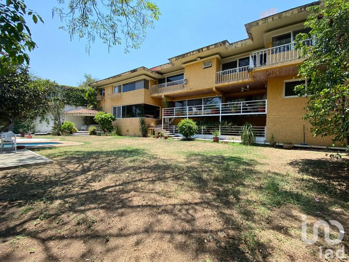 Casa en Venta en Gloria Almada de Bejarano, Cuernavaca, Morelos | NEX-297828 | iad México | Foto 1 de 44