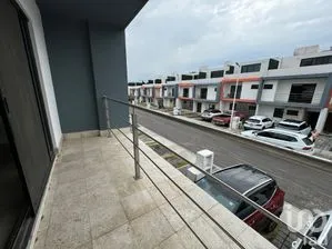 NEX-287346 - Casa en Venta, con 4 recamaras, con 5 baños, con 190 m2 de construcción en Residencial el Refugio, CP 76146, Querétaro.