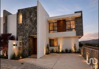 NEX-297757 - Casa en Venta, con 2 recamaras, con 2 baños, con 169 m2 de construcción en Campestre Haras, CP 72989, Puebla.