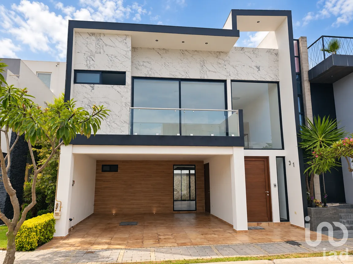 Casa en Venta en Lomas de Angelópolis II, San Andrés Cholula, Puebla | NEX-308599 | iad México | Foto 1 de 23