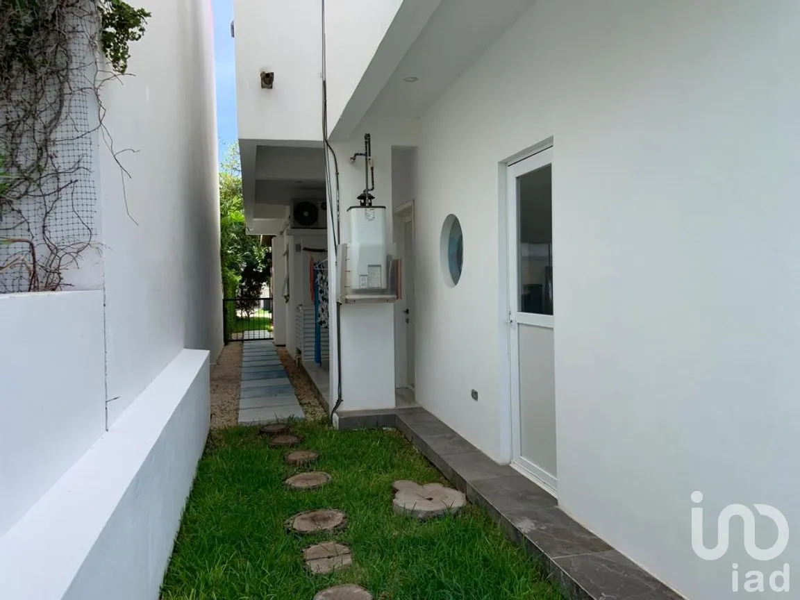 Casa en Venta en Zona Hotelera, Benito Juárez, Quintana Roo | NEX-264580 | iad México | Foto 3 de 54