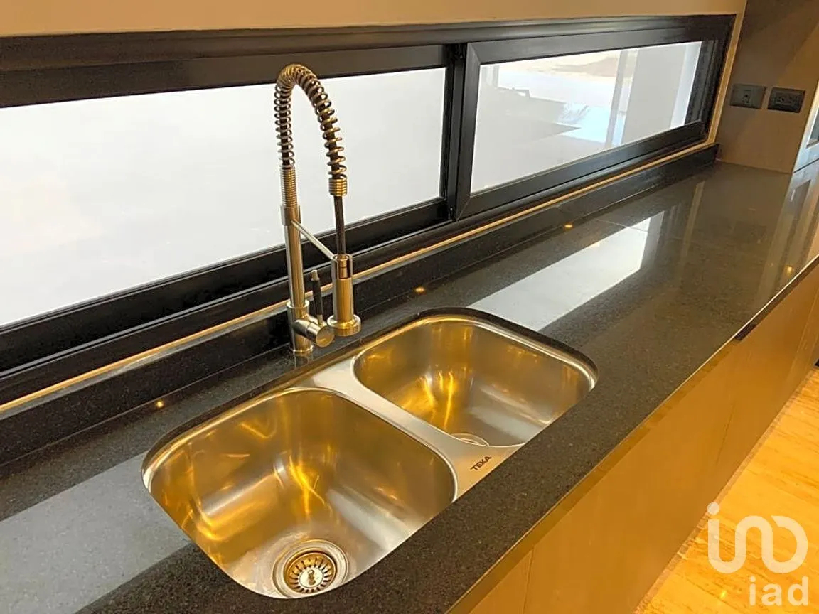 Casa en Venta en Lagos del Sol, Benito Juárez, Quintana Roo | NEX-265129 | iad México | Foto 3 de 33