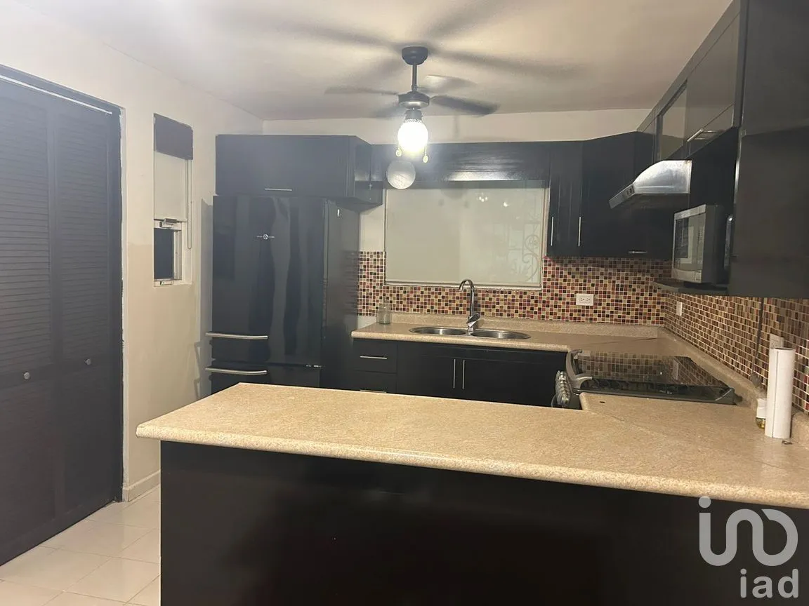 Casa en Renta en Paraje Santa Rosa Sector Norte, Apodaca, Nuevo León | NEX-287345 | iad México | Foto 3 de 18