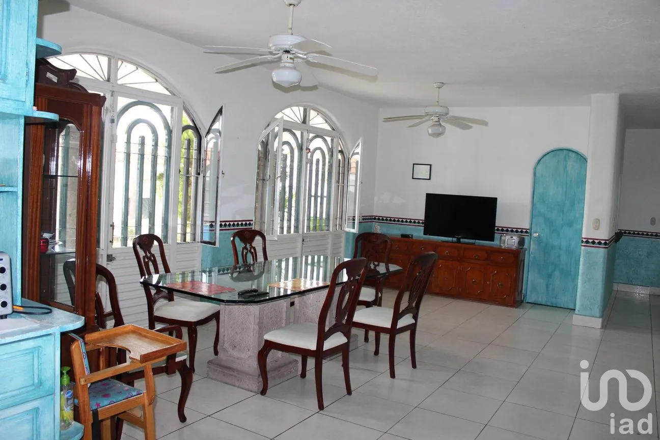 Casa en Venta en Colinas del Bosque 2a Sección, Corregidora, Querétaro | NEX-305425 | iad México | Foto 4 de 12