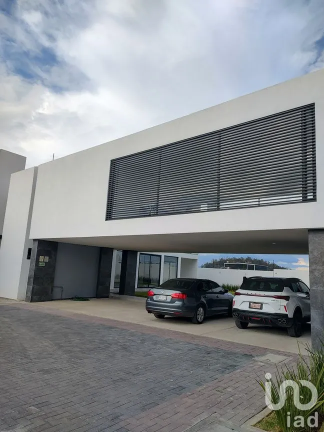 Casa en Venta en San Jorge Pueblo Nuevo, Metepec, México | NEX-294399 | iad México | Foto 3 de 63