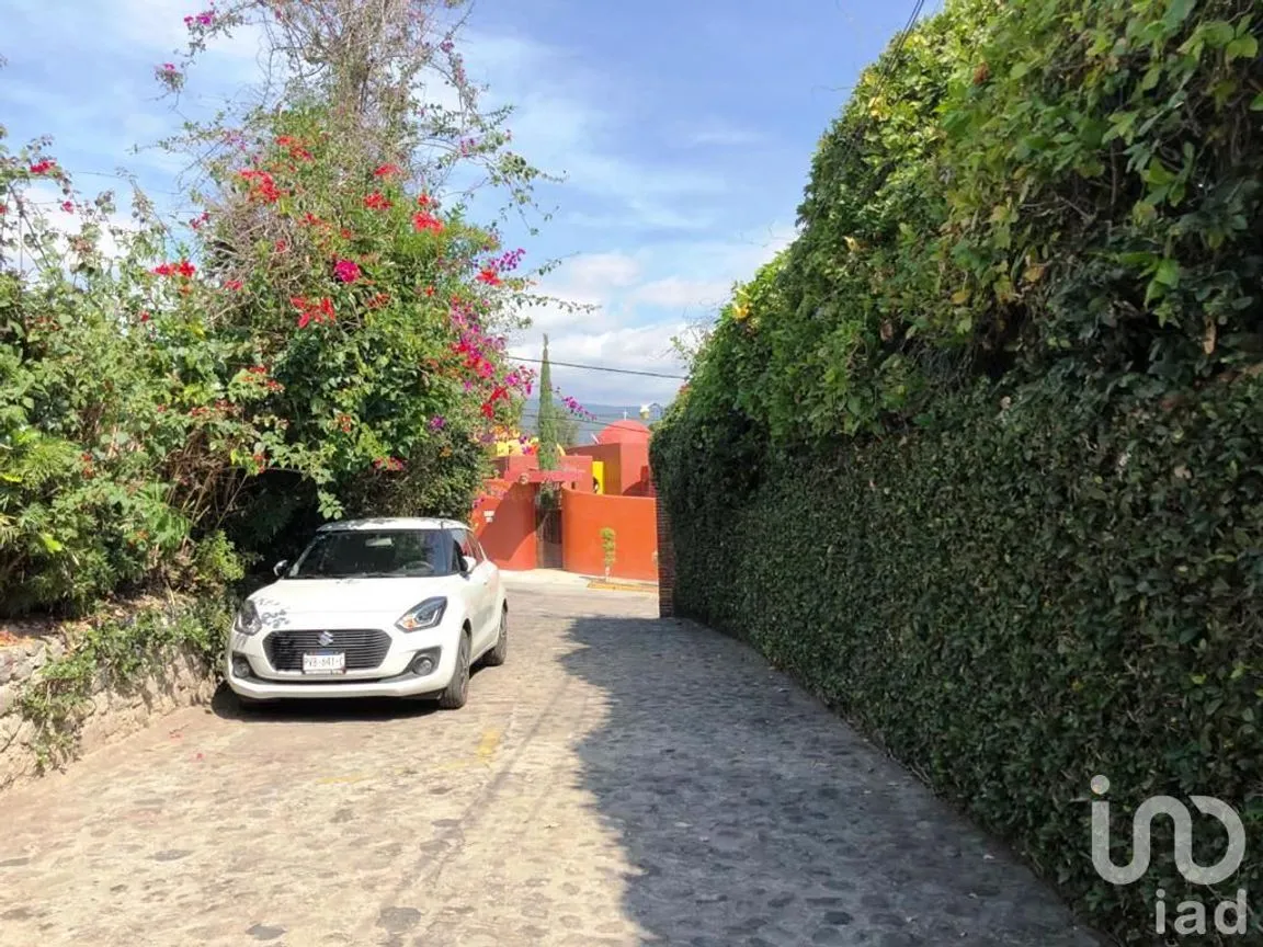 Casa en Venta en Lomas de Atzingo, Cuernavaca, Morelos | NEX-37398 | iad México | Foto 8 de 27
