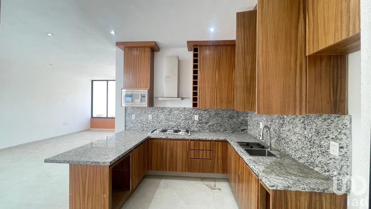 Casa en Venta en Albaterra Residencial, Colima, Colima | NEX-287305 | iad México | Foto 4 de 13