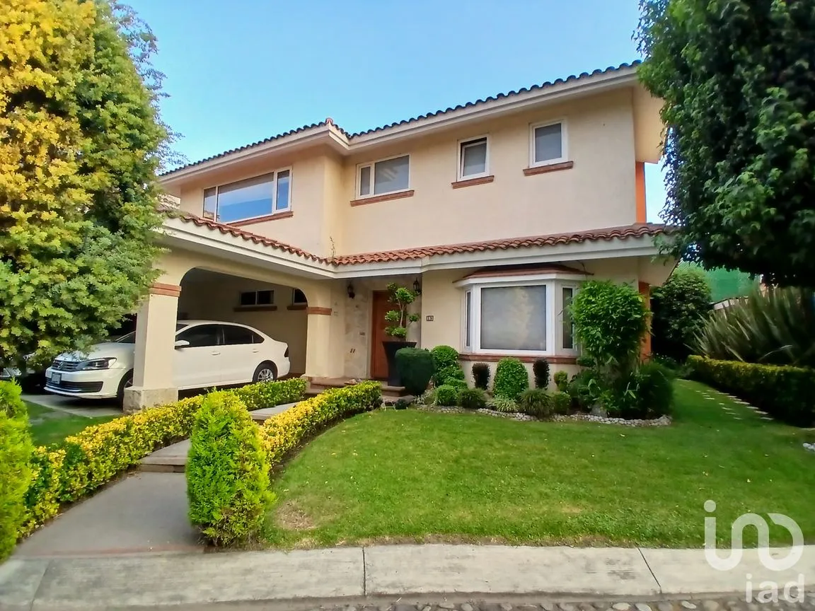 Casa en Venta en Rincón Viejo, Metepec, México | NEX-291197 | iad México | Foto 2 de 13