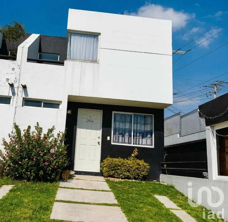 Casa en Venta en San Isidro La Paz 1a. Sección, Nicolás Romero, México | NEX-283639 | iad México | Foto 1 de 12