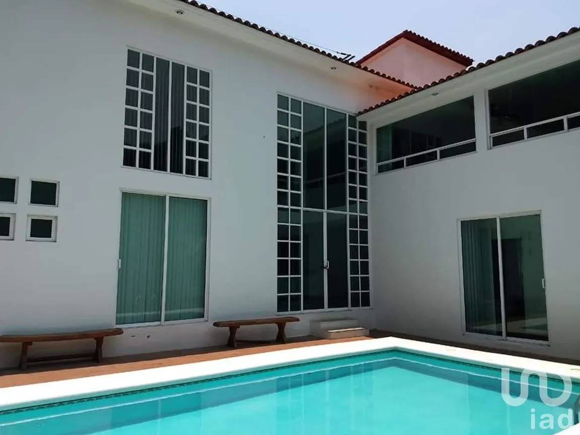 Casa en Venta en San Diego Alcalá, Ixtapan de la Sal, México | NEX-287669 | iad México | Foto 1 de 18
