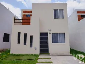 NEX-265912 - Casa en Venta, con 2 recamaras, con 2 baños, con 94 m2 de construcción en Petromex, CP 93290, Veracruz de Ignacio de la Llave.