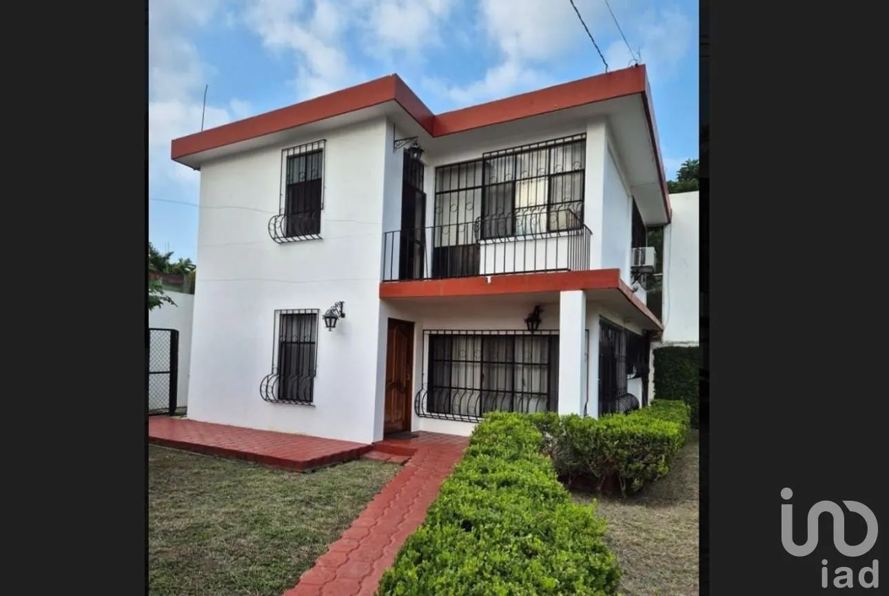 Casa en Venta en Cazones, Poza Rica de Hidalgo, Veracruz de Ignacio de la Llave | NEX-265914 | iad México | Foto 2 de 10