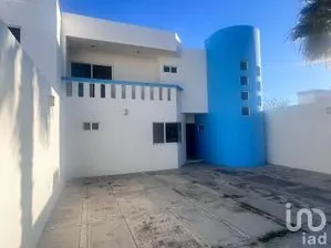 NEX-290865 - Casa en Venta, con 4 recamaras, con 2 baños, con 195 m2 de construcción en Gardenias Privadas Residencial, CP 34105, Durango.