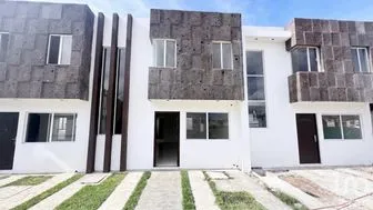 NEX-305961 - Casa en Venta, con 3 recamaras, con 2 baños, con 112 m2 de construcción.
