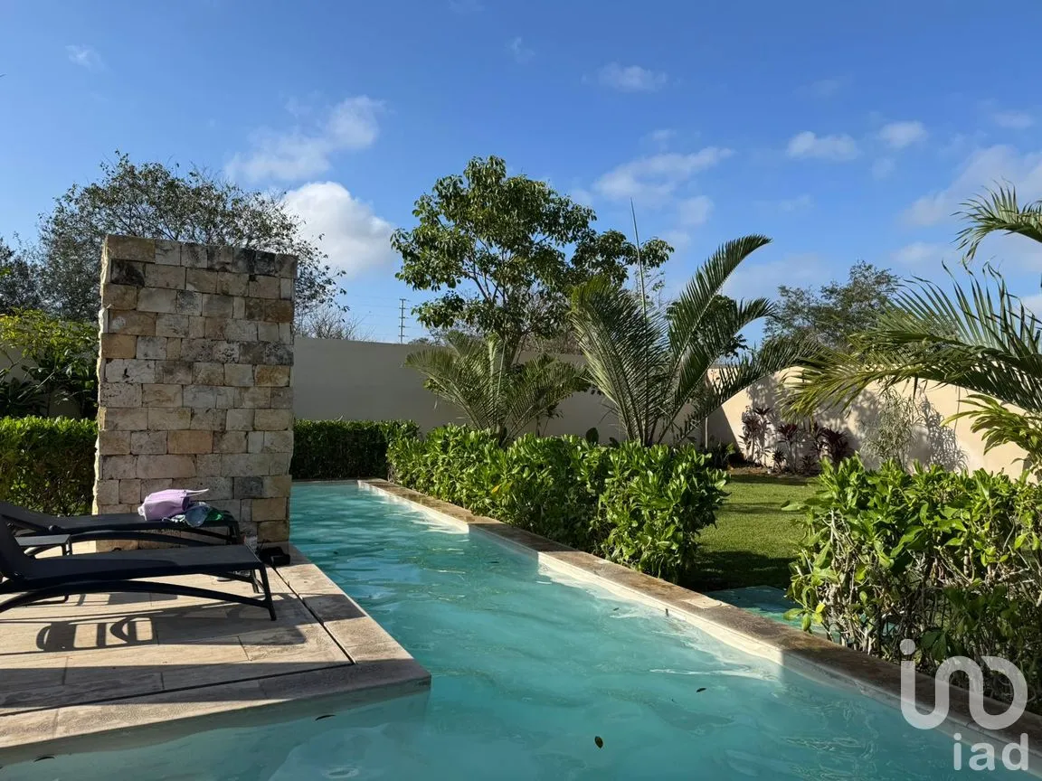Casa en Venta en Conkal, Conkal, Yucatán | NEX-294280 | iad México | Foto 1 de 29