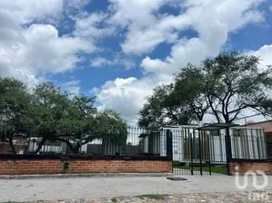 NEX-289661 - Terreno en Venta, con 1 recamara, con 1 baño en Lomas de Comanjilla, CP 37683, Guanajuato.