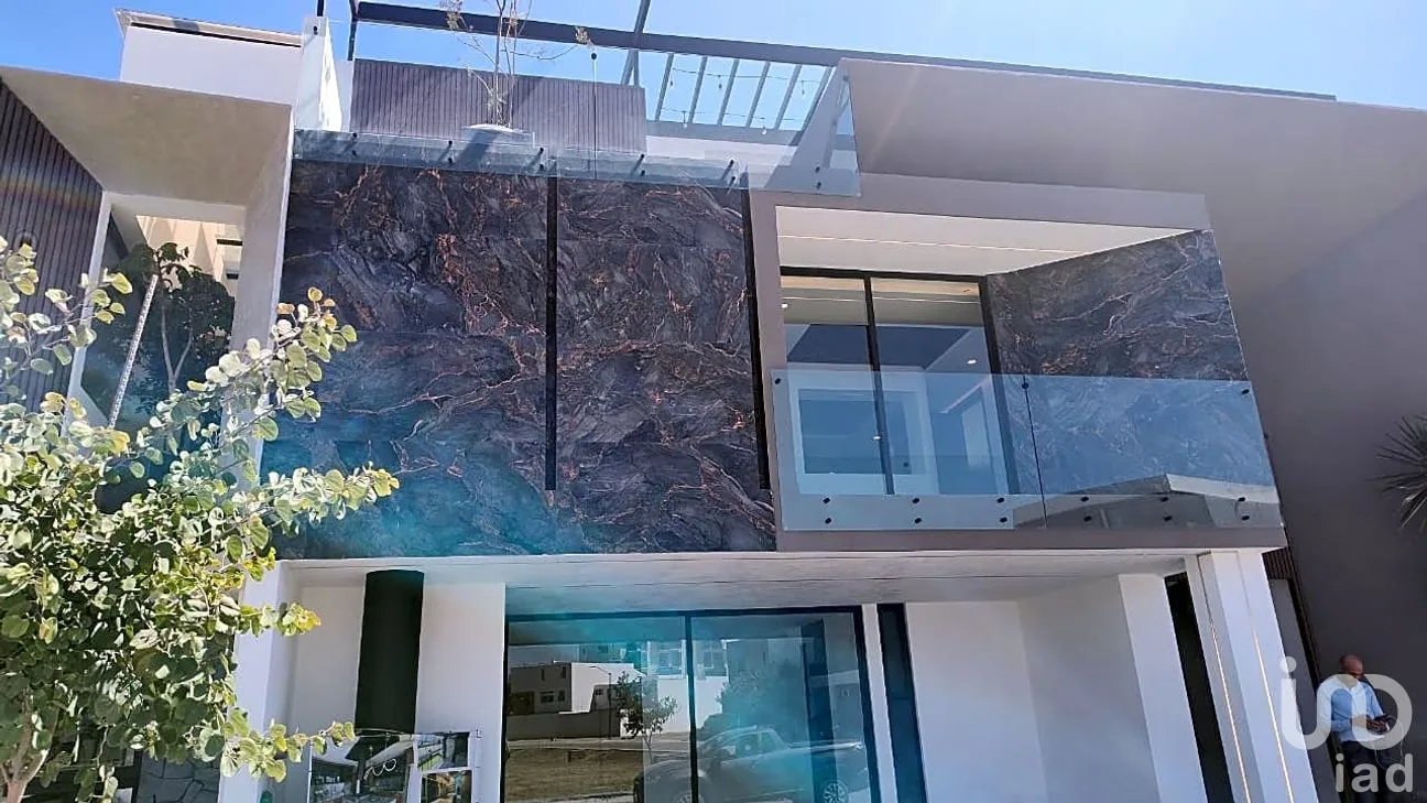 Casa en Venta en Lomas de Angelópolis, San Andrés Cholula, Puebla | NEX-287357 | iad México | Foto 3 de 39