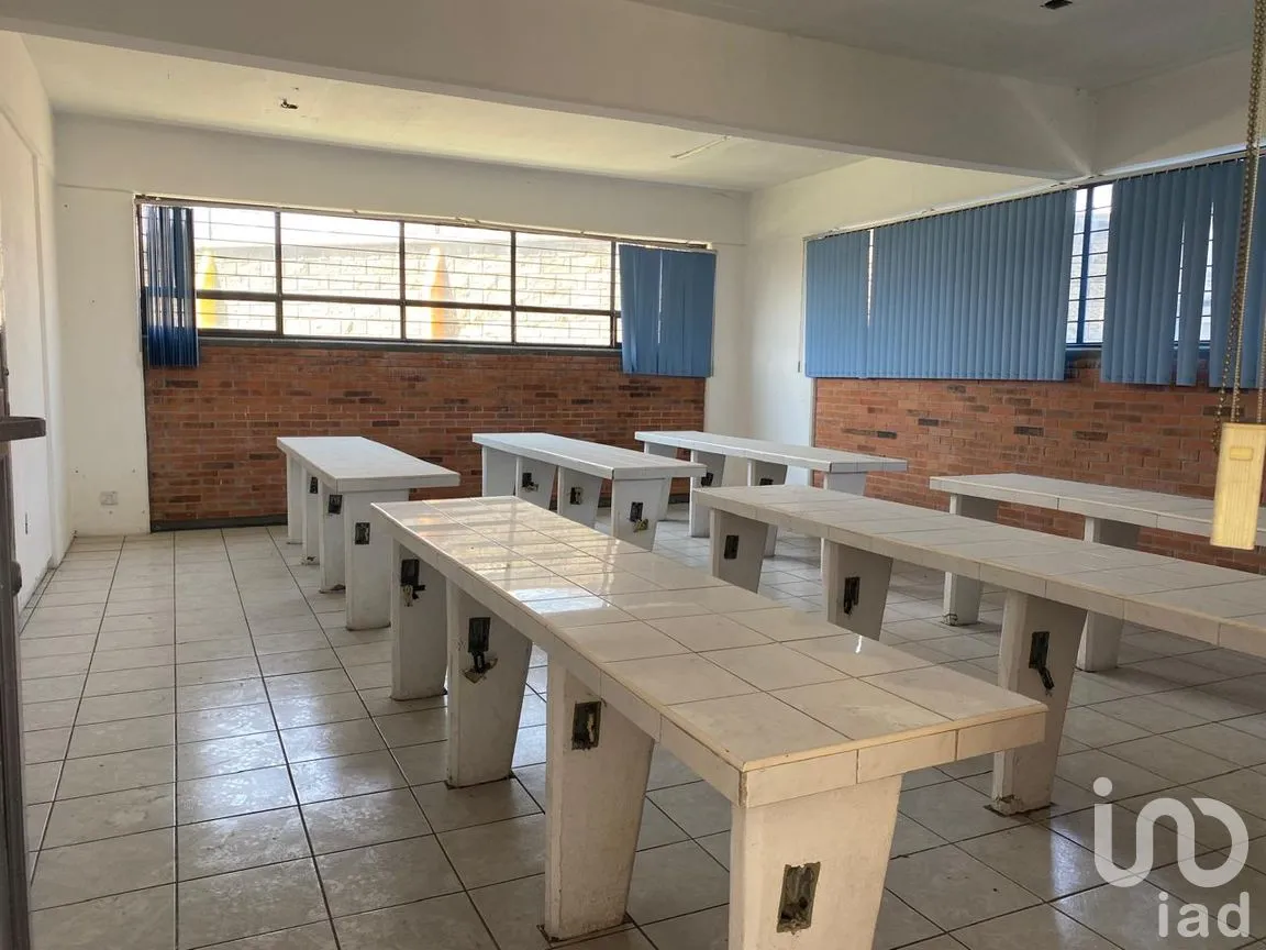 Edificio en Venta en Santa María Magdalena Ocotitlán, Metepec, México | NEX-287396 | iad México | Foto 10 de 26