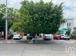 NEX-301481 - Terreno en Venta, con 67 m2 de construcción.