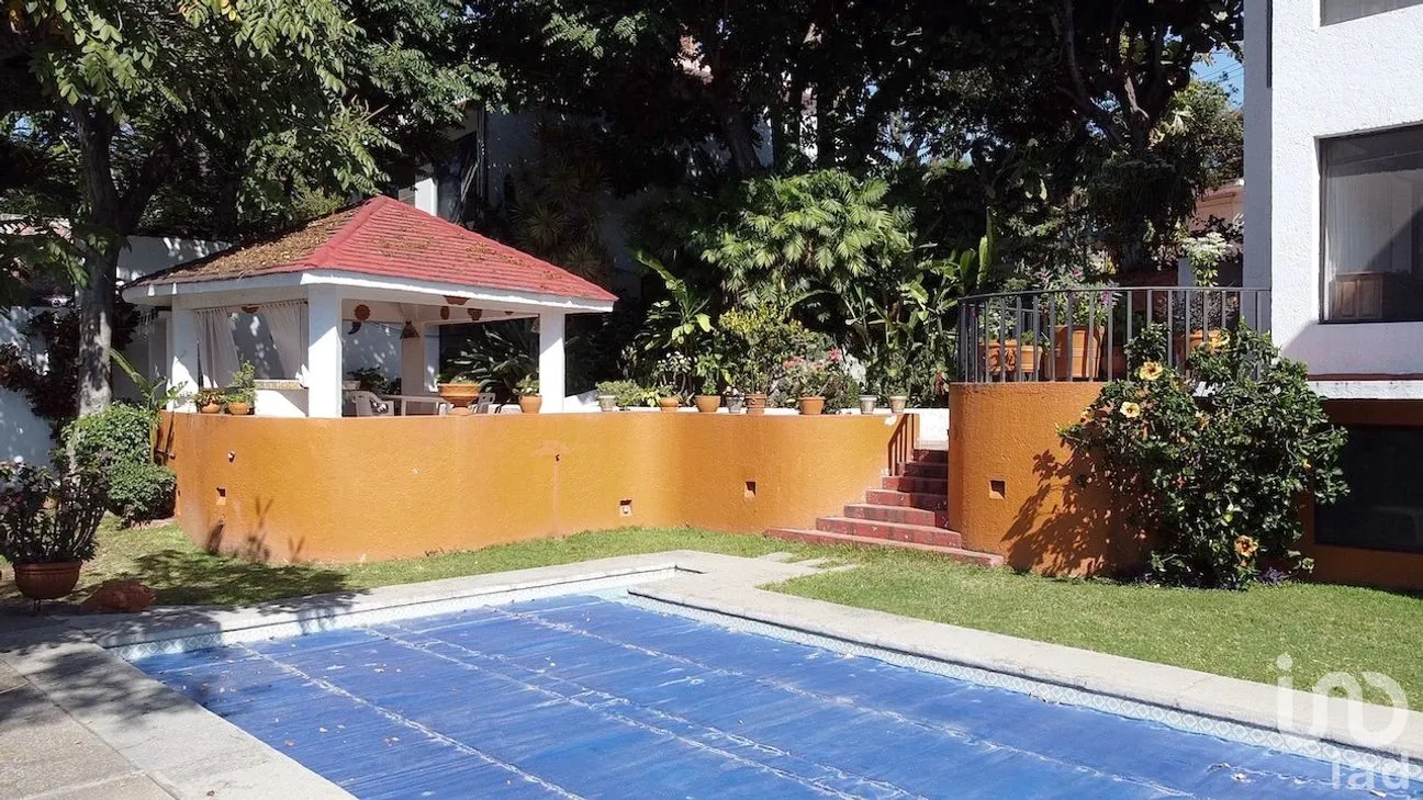 Casa en Venta en Chulavista, Cuernavaca, Morelos | NEX-147819 | iad México | Foto 2 de 35