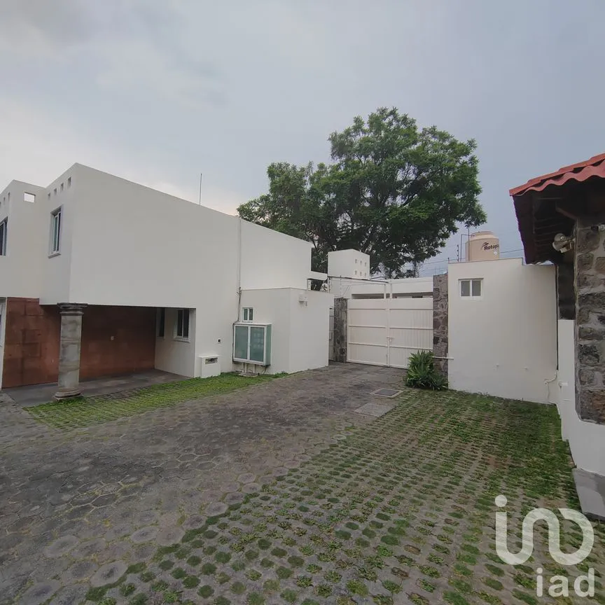 Casa en Renta en Lomas de Cortes, Cuernavaca, Morelos | NEX-16062 | iad México | Foto 2 de 21