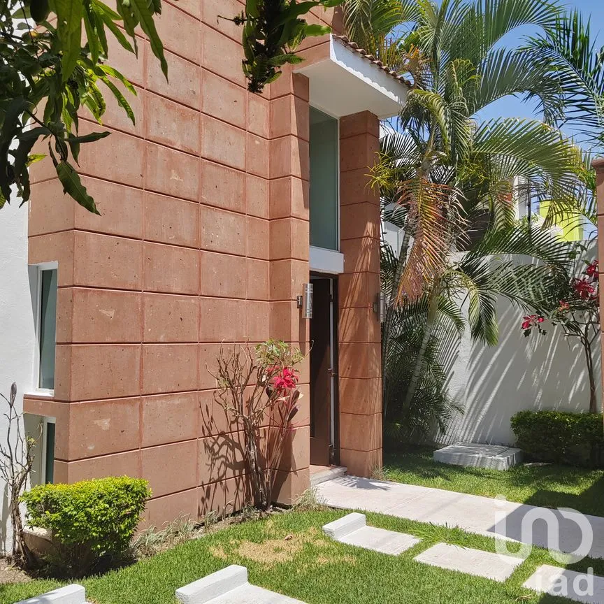 Casa en Venta en Pedregal de Oaxtepec, Yautepec, Morelos | NEX-247900 | iad México | Foto 3 de 11