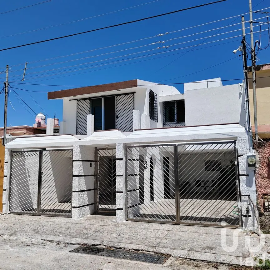 Casa en Venta en Pensiones, Mérida, Yucatán | NEX-291098 | iad México | Foto 1 de 15
