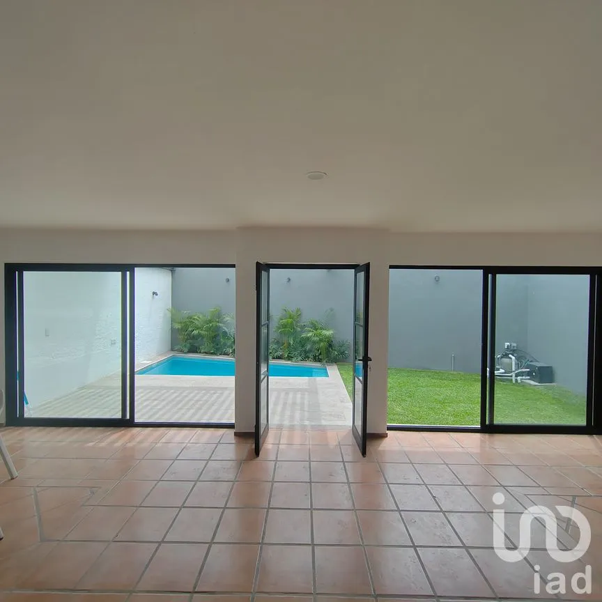 Casa en Venta en Delicias, Cuernavaca, Morelos | NEX-299711 | iad México | Foto 2 de 20