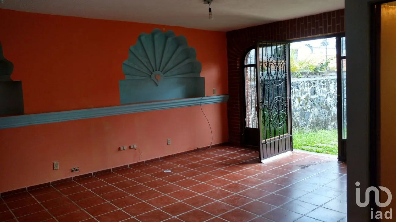 Casa en Renta en Los Tulipanes, Cuernavaca, Morelos | NEX-39647 | iad México | Foto 2 de 10