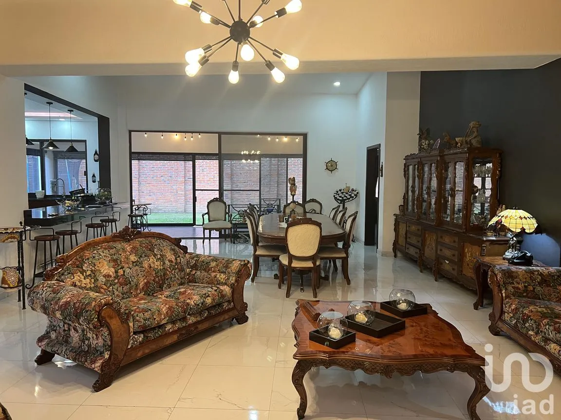Casa en Venta en Bugambilias, Zapopan, Jalisco | NEX-289911 | iad México | Foto 8 de 41