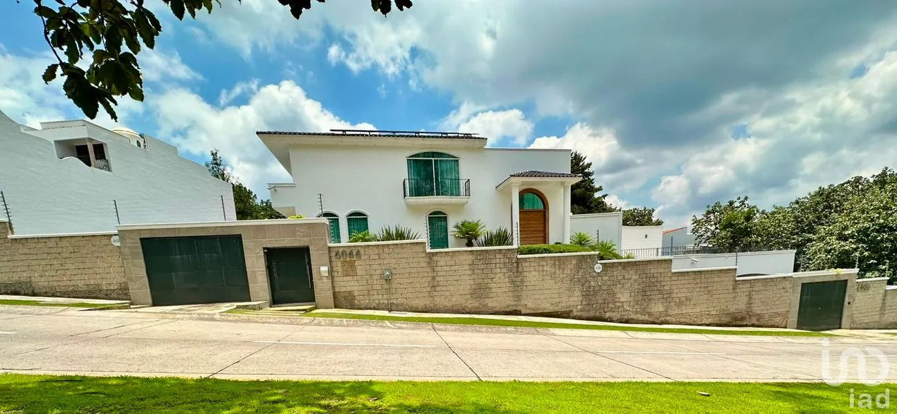 Casa en Venta en Bugambilias, Zapopan, Jalisco | NEX-291003 | iad México | Foto 3 de 48